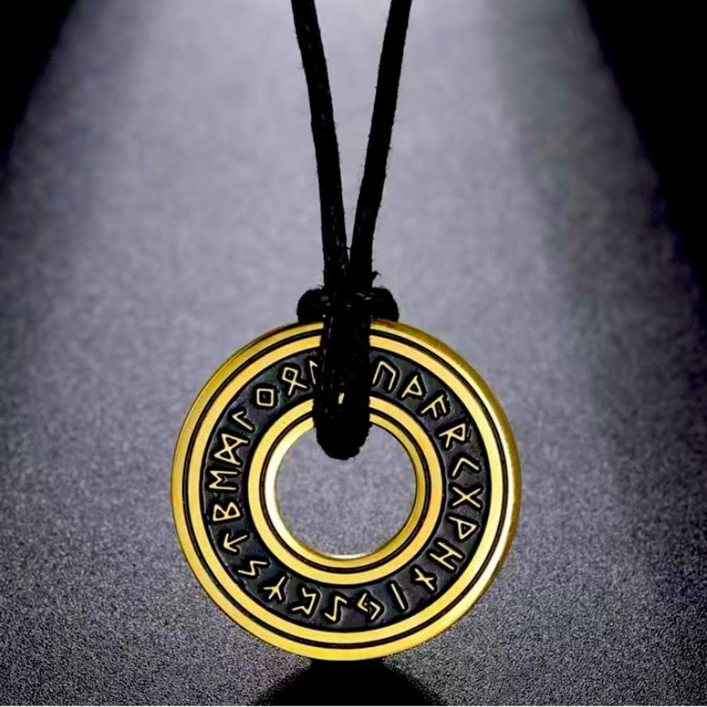 Vinatage Men’s Pendant necklace Engraved Pattern Weaving Hollow Ring LeatherRope